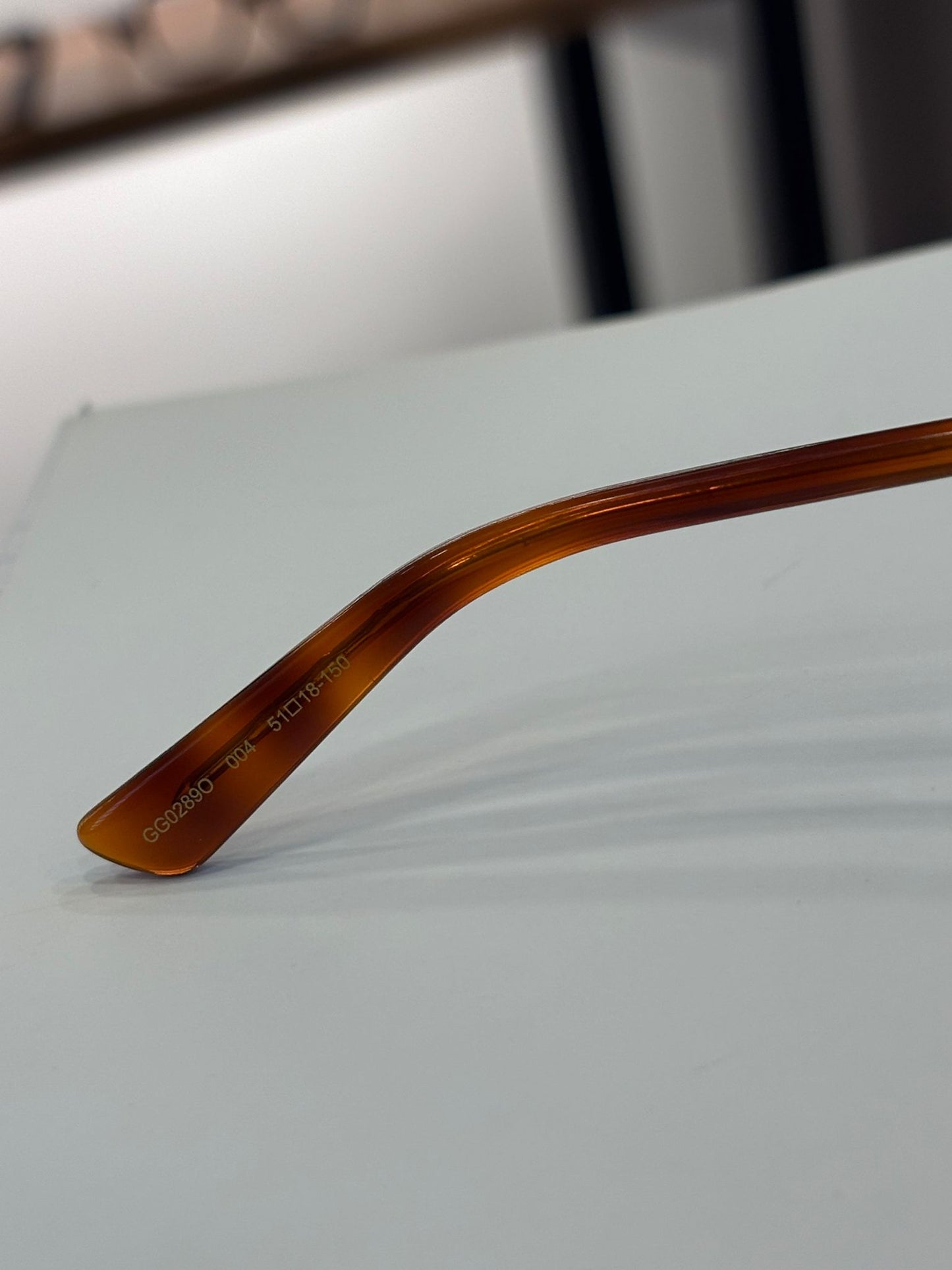 GUCCI GG0289O