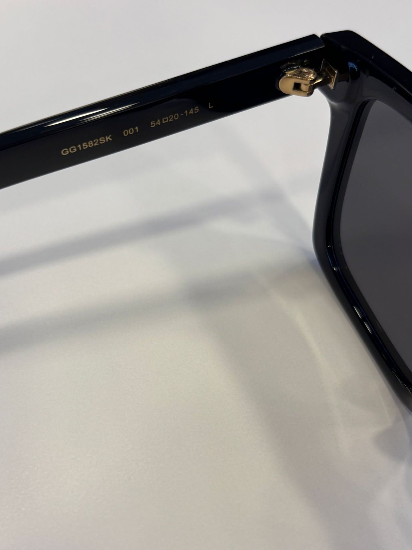GUCCI GG1582s