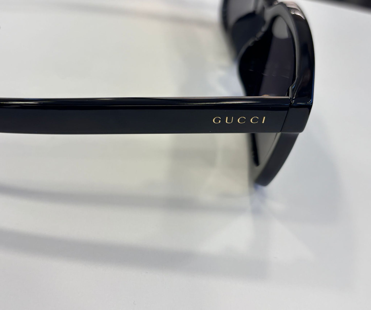 GUCCI GG1582s